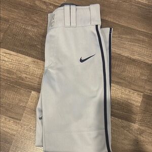 Nike Gray Casual Pants with Navy Side Stripe, Boys’ Medium